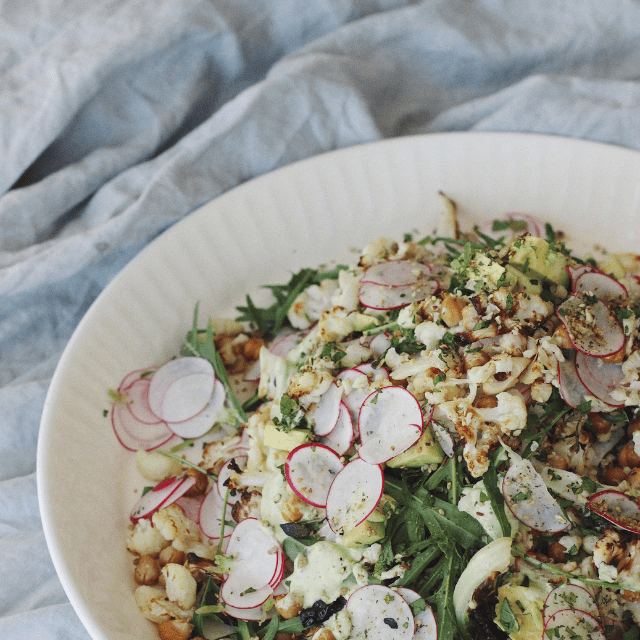 Dukkah Roasted Cauliflower w Avocado Dressing